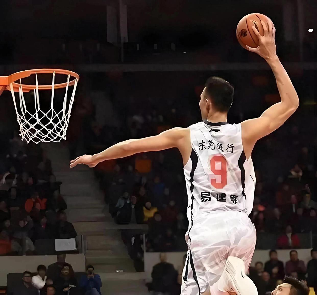 九游竞技-比赛强度逐渐上升，球员体能水平持续突破的简单介绍