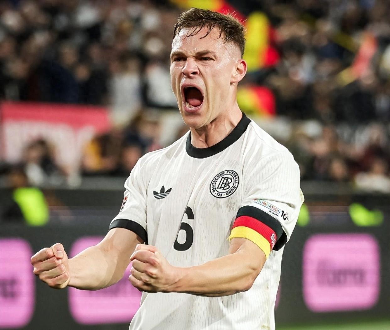 九游注册-精妙过人：球员在国外比赛中展现实力的简单介绍